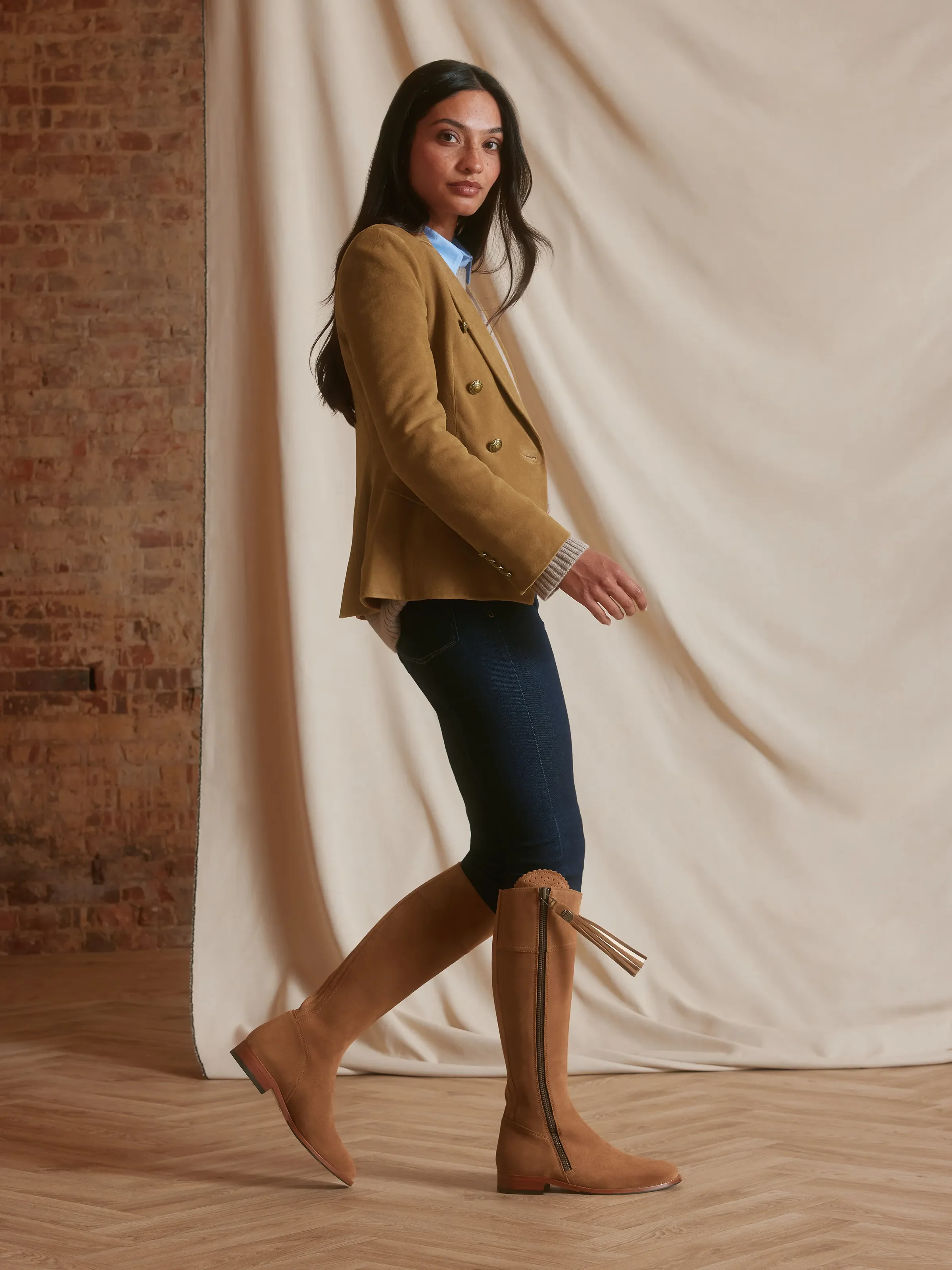 Regina (Regular Fit) - Tan Suede - Image 7